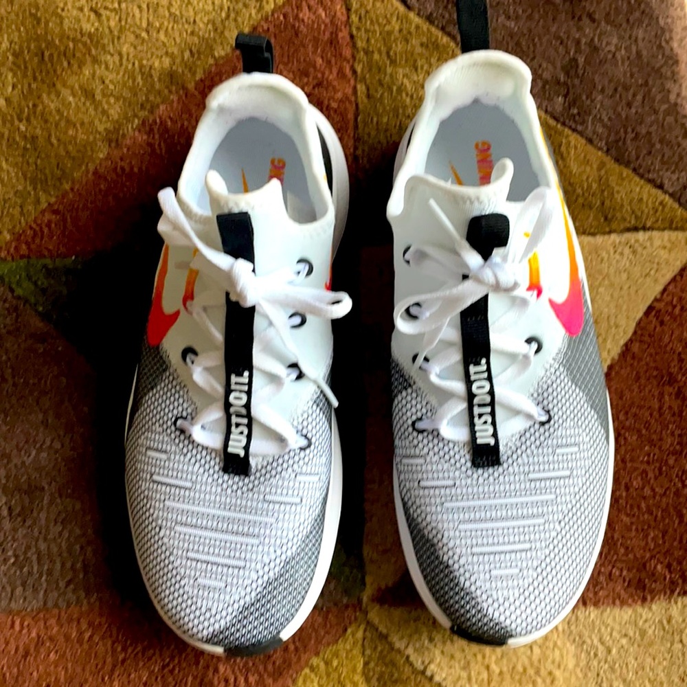 Women’s sneakers